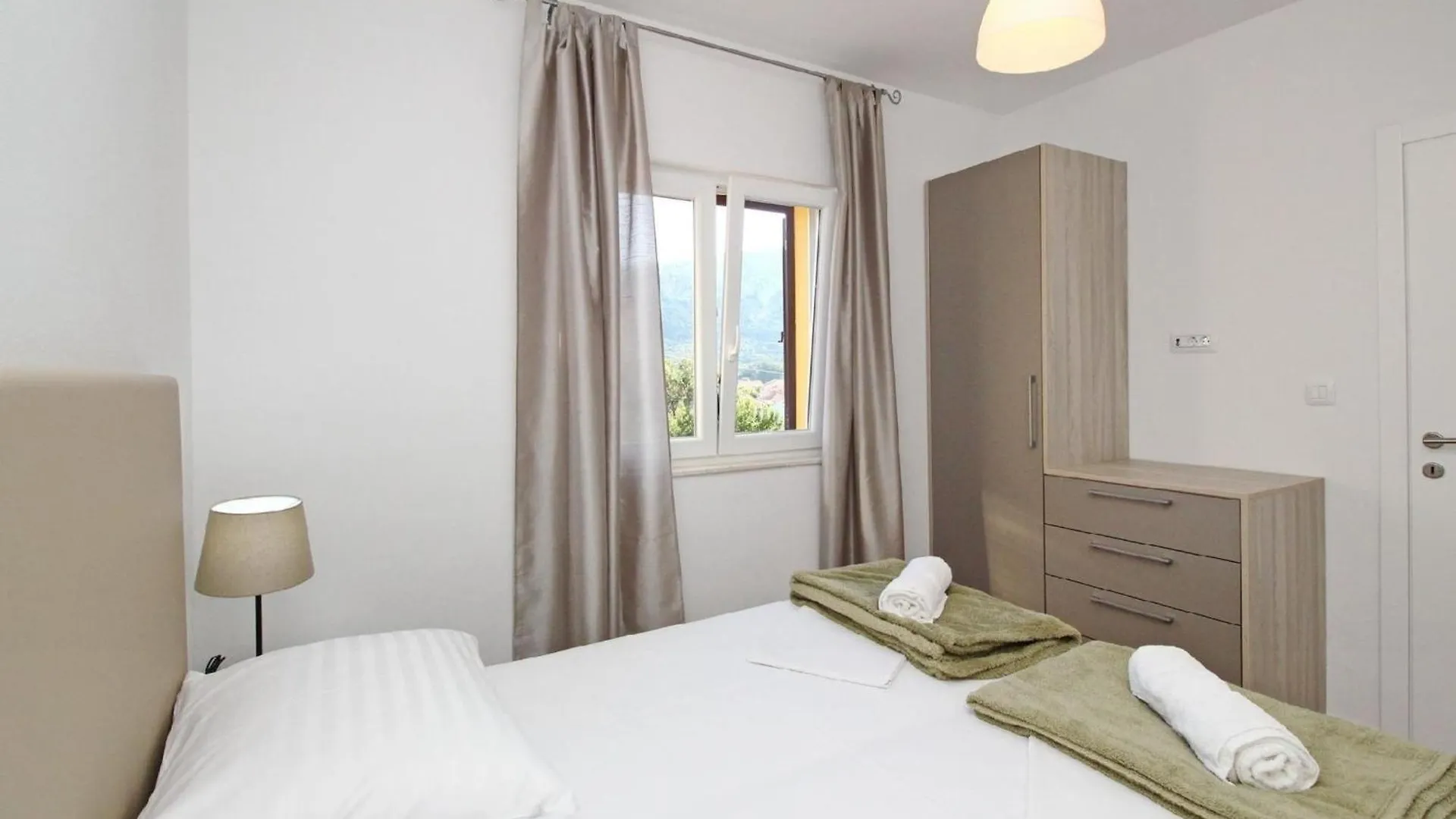 Tolles Appartement In Baska Mit Eigenem Balkon Croatia