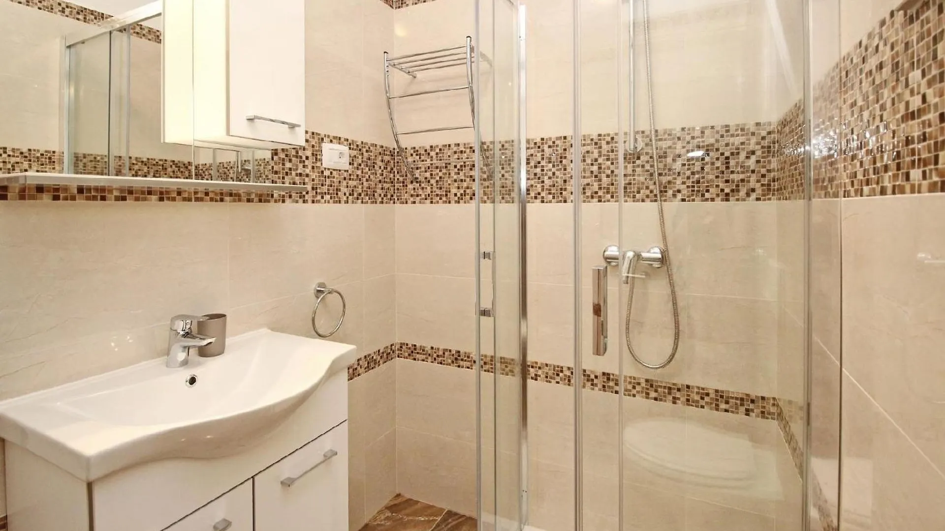 Tolles Appartement In Baska Mit Eigenem Balkon 0*, Baska (Krk) Croatia