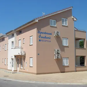 Apartman Crnekovic V, Baška